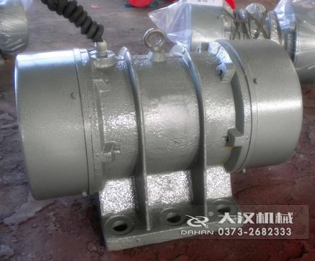 VB振動電機(jī)是靠偏心塊的振動而造成的，振動源所以偏心塊的角度和大小是比較重要的。